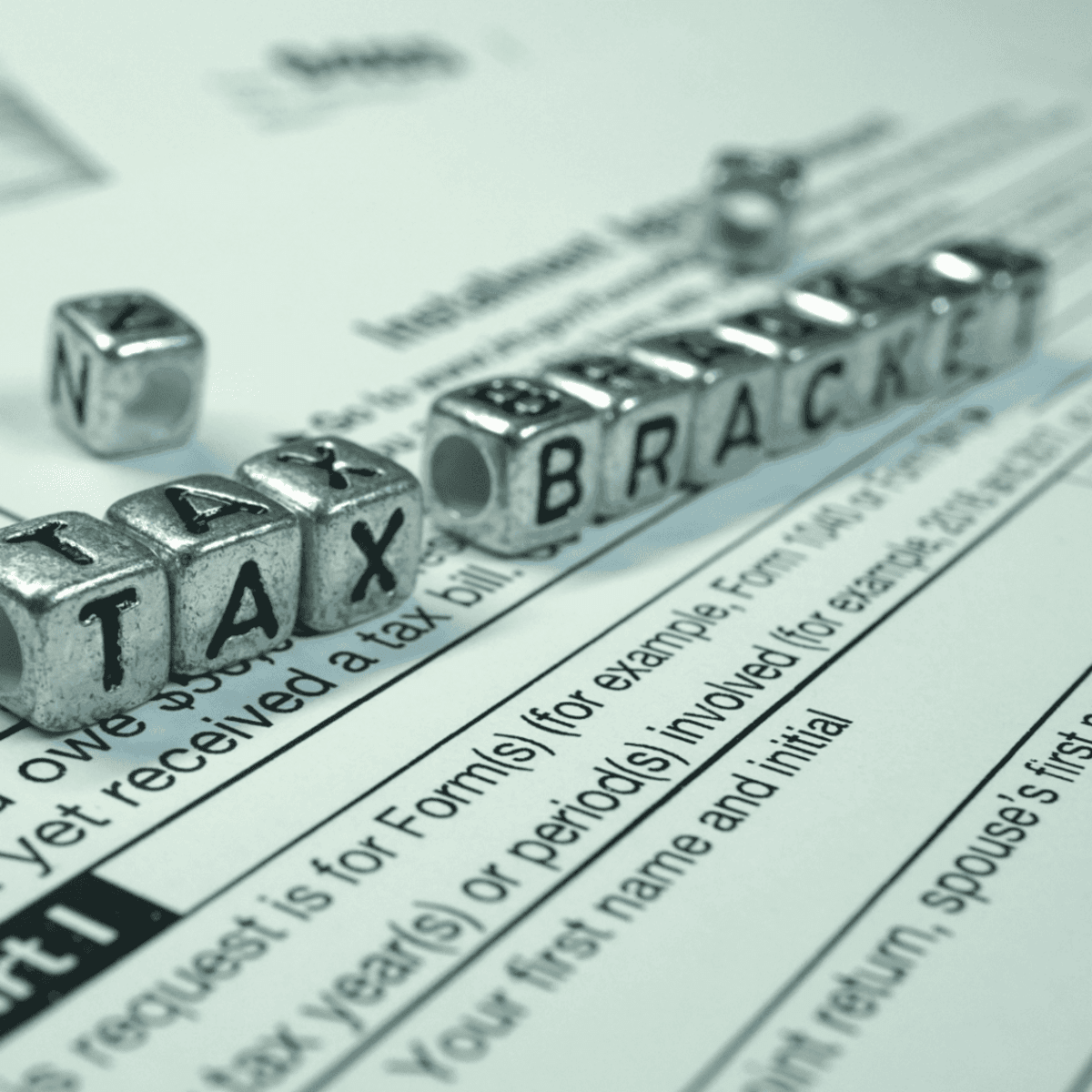 IRS Insider : Explore Federal Income Tax Brackets & Deductions for 2023 ...